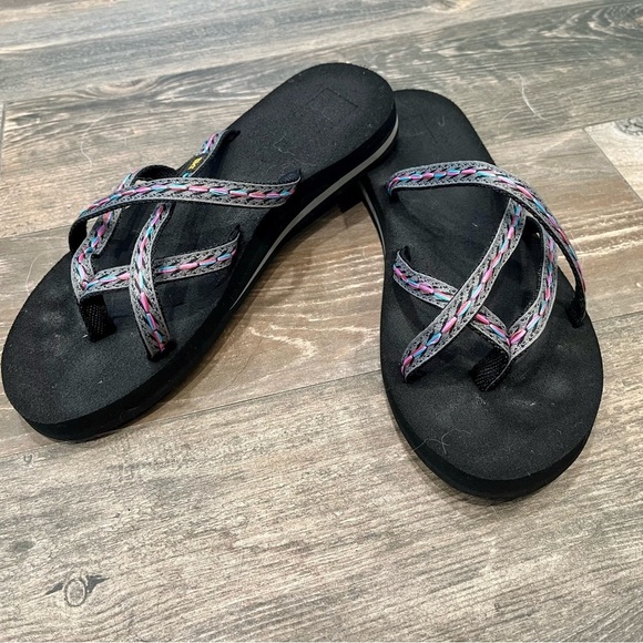Teva Olowahu Women’s Strappy Sandals Size 9 Mush Footbed Pink Black Gray Teal - Picture 5 of 5